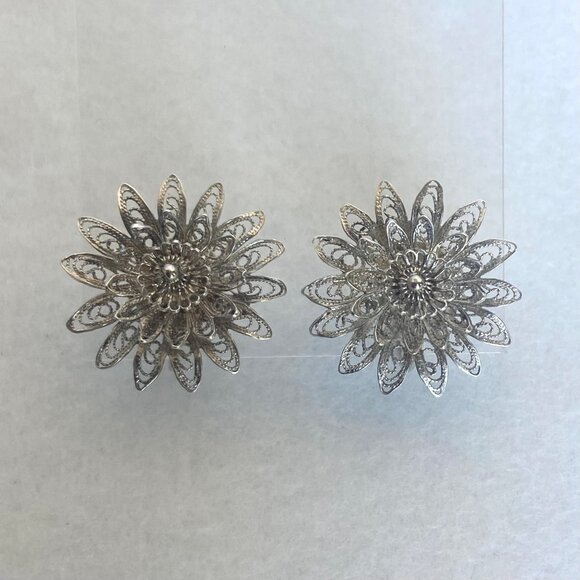 VTG Sterling Silver 925 Filigree Spun Silver Layered Flower Screwback Earrings - Picture 7 of 16